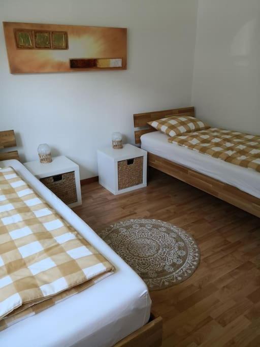 Garten-Wohnung Eschen Exteriér fotografie